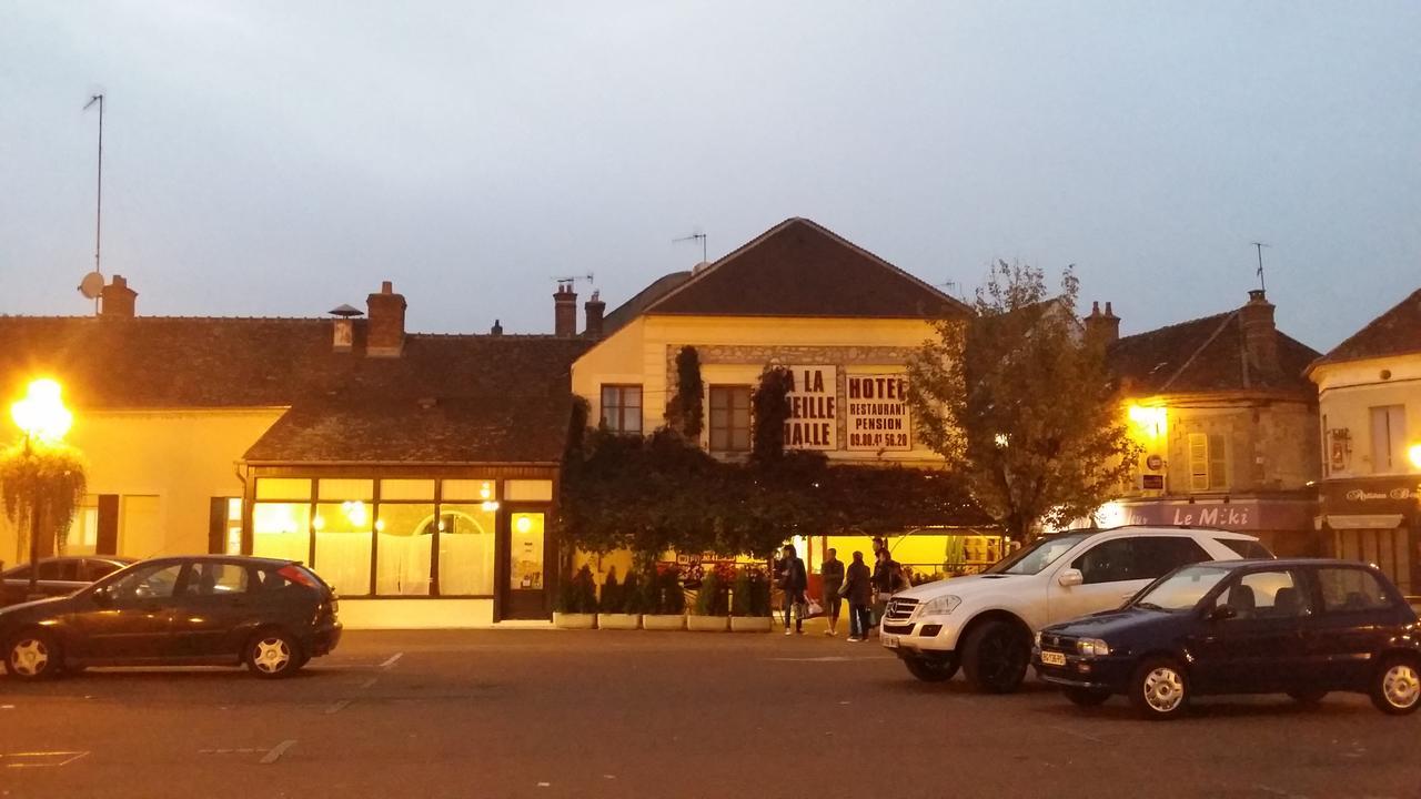 A La Vielle Halle Souppes-sur-Loing 외부 사진